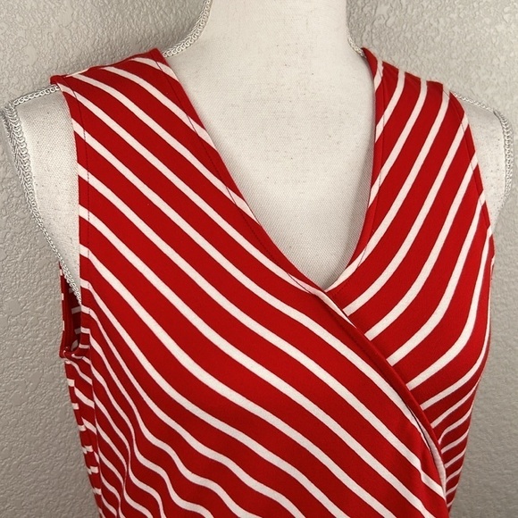 Chaps Red & White Striped V-Neck Tank Top Size Medium - Picture 2 of 5